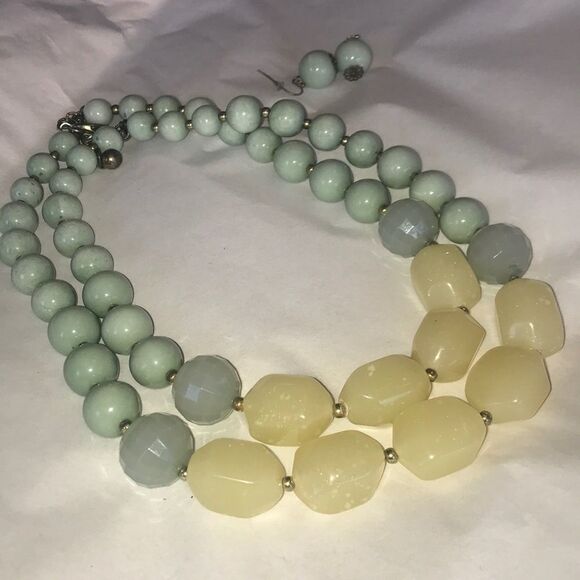 Yellow and Light Blue Beaded Necklace & Earrings!! - Picture 6 of 7